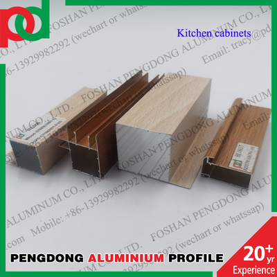 Hồ sơ nhà bếp bằng nhôm dài 6 mét bằng gỗ và sơn tĩnh điện bóng