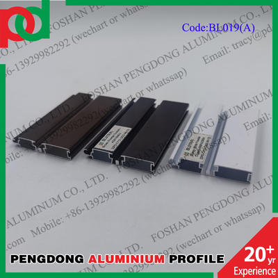 Hồ sơ nhà bếp bằng nhôm dài 6 mét bằng gỗ và sơn tĩnh điện bóng