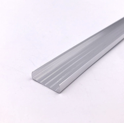 20,5mm U Shape nhôm đánh bóng Chiều rộng 20,5mm Chiều cao 5mm