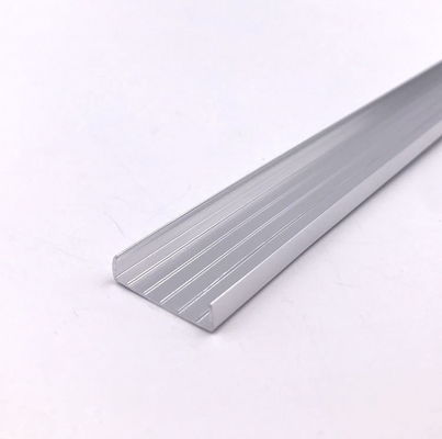 Giá tốt 20,5mm U Shape nhôm đánh bóng Chiều rộng 20,5mm Chiều cao 5mm trực tuyến